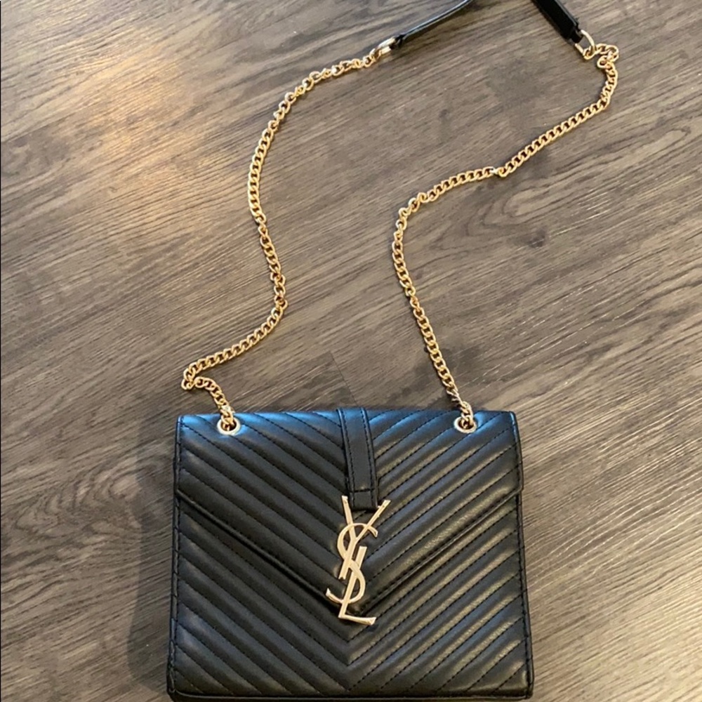 YVES SAINT LAURENT ENVELOPE MEDIUM BAG